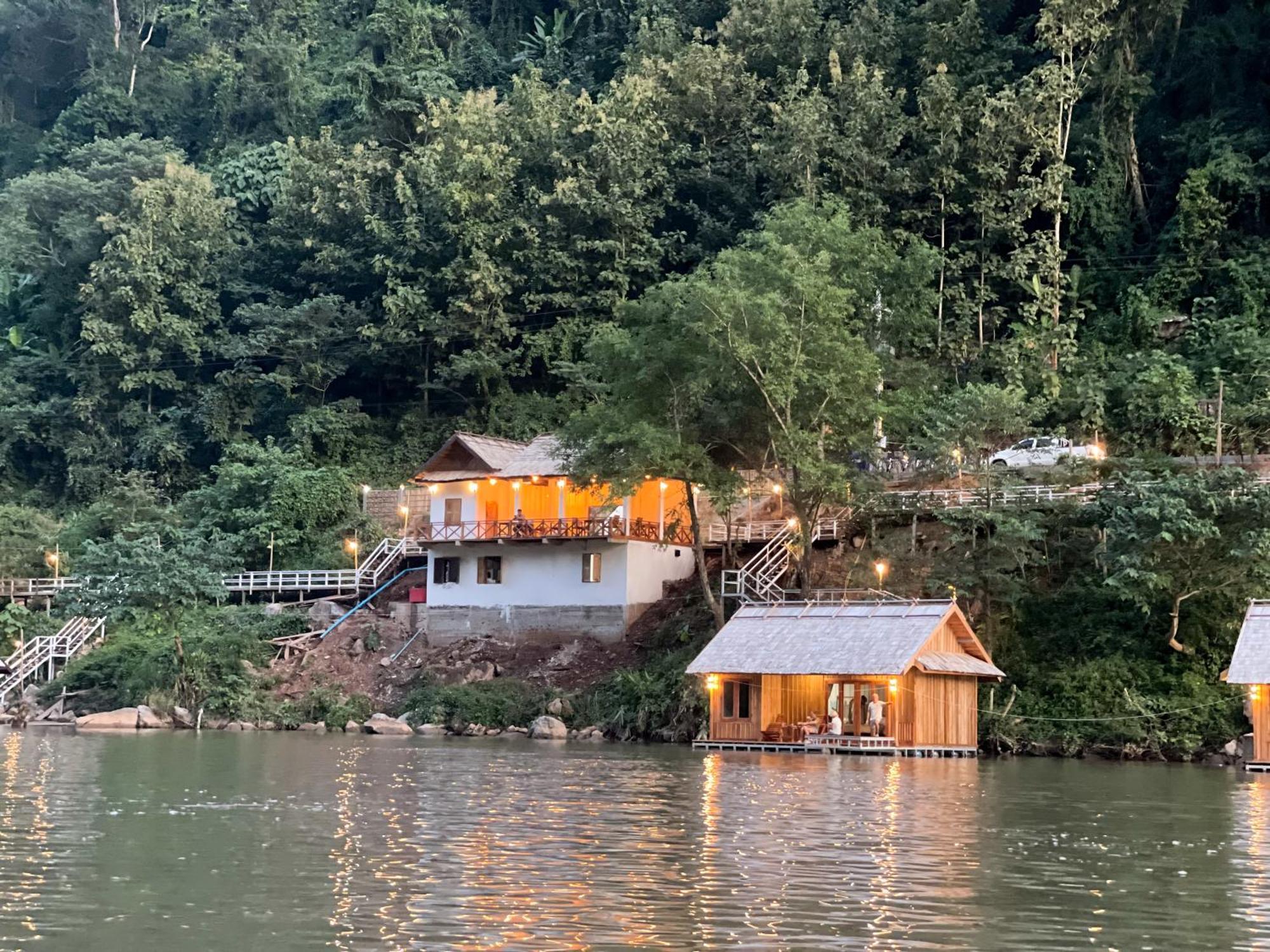 Hotel Nongkhiaw The Float House Exterior foto