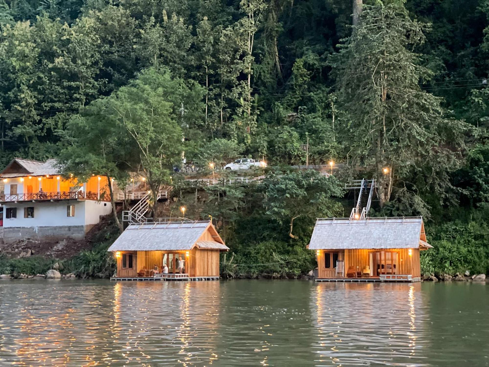 Hotel Nongkhiaw The Float House Exterior foto